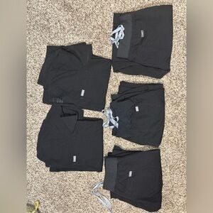 Women’s black Figs set